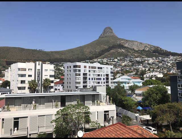 133M² OFFICE TO LET IN SEA POINT